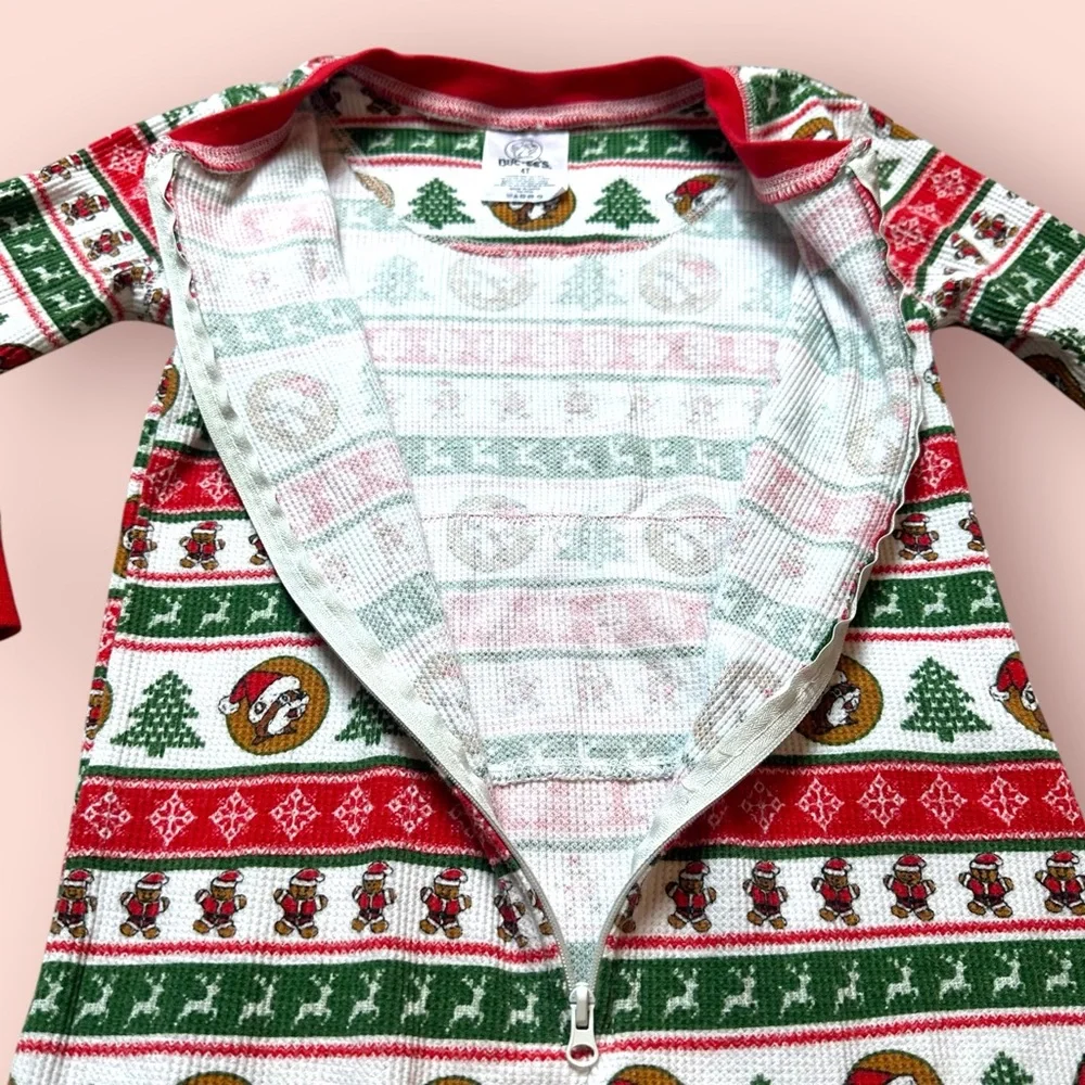 Buc-ees Holiday Patterned Onesie Toddler 4T